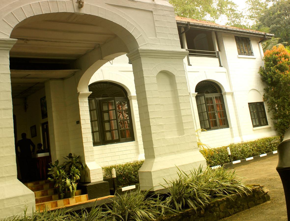 فندق Ratnapura Rest House المظهر الخارجي الصورة